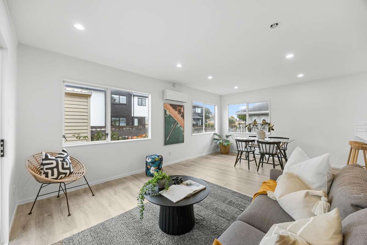 2/4 Shamrock Lane_5