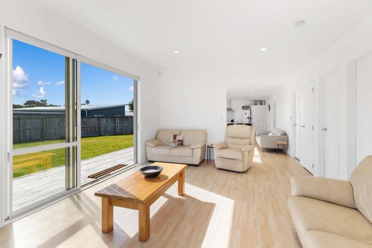 75 Ata-Mahina Way Ruakaka_4