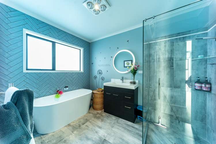 8 Awatiro Drive Kaukapakapa_12