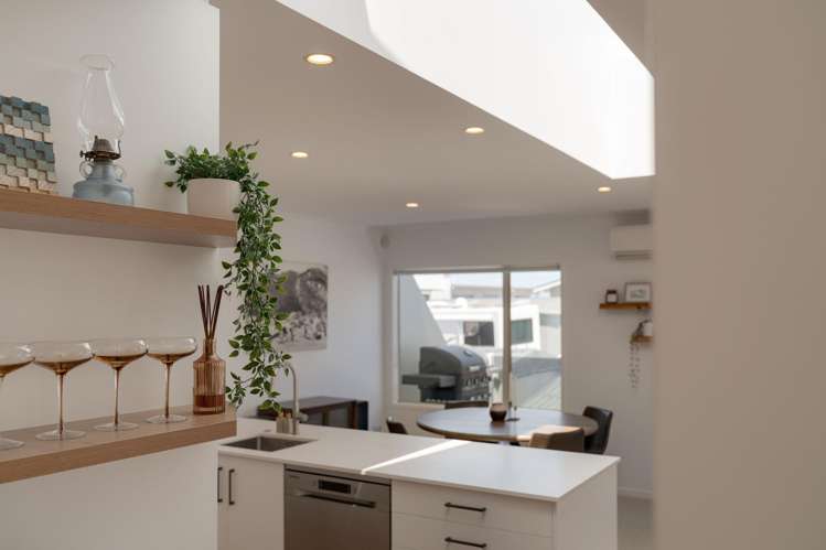 8/3 Leinster Avenue Mount Maunganui_4