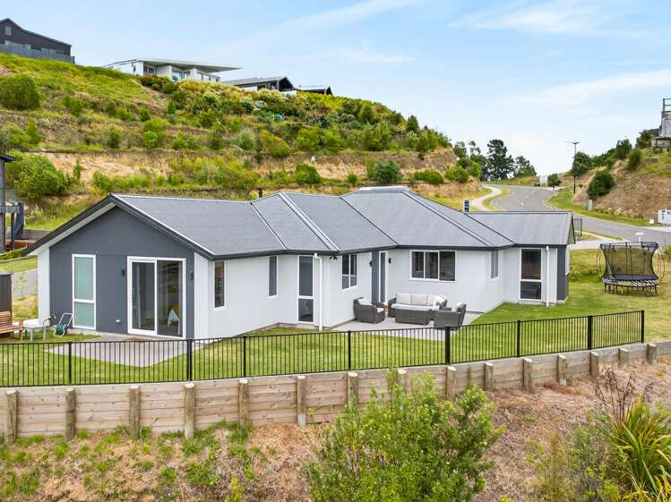 77 Oak Road_0