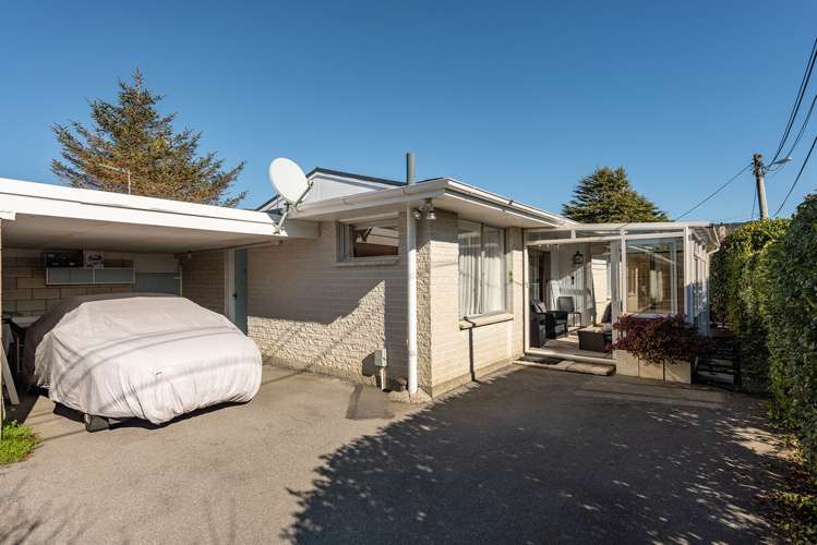 1/19 Parkvale Road Karori_1