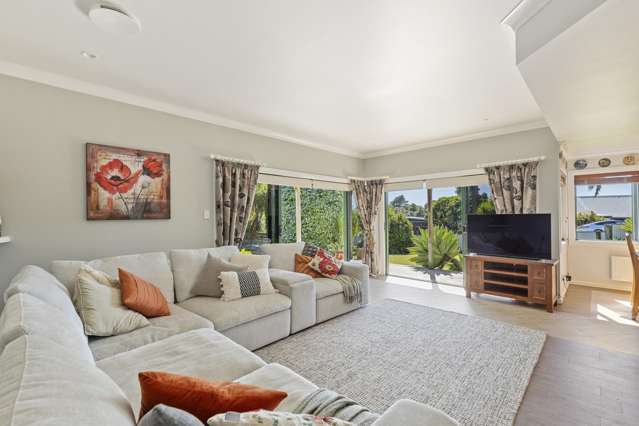 128 Wairau Road Oakura_1