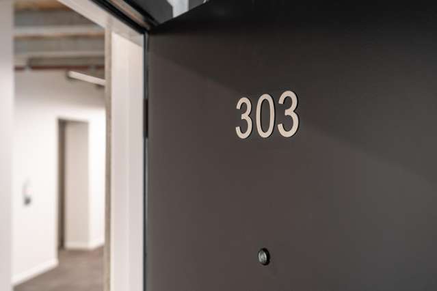 303/21 King Street Mount Cook_4