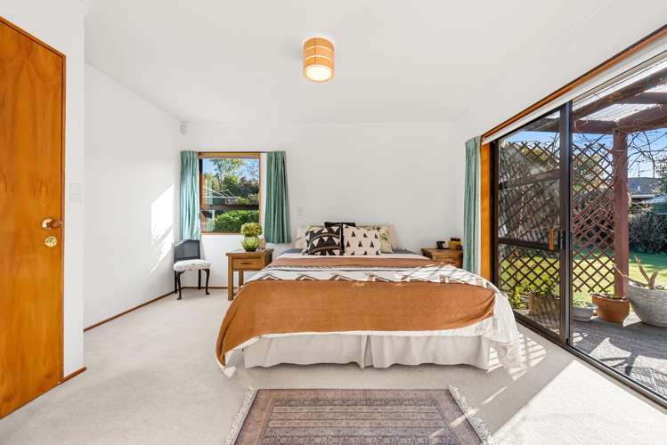 8 Runanga Grove Waikanae_15