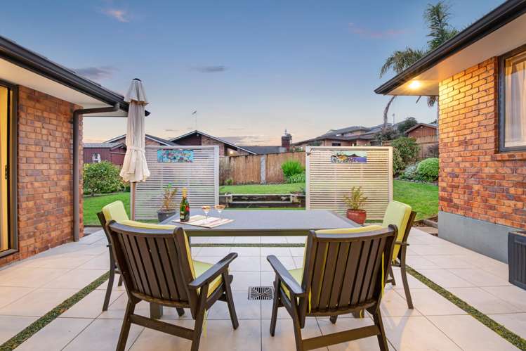 49 Chesterfield Way Orewa_9