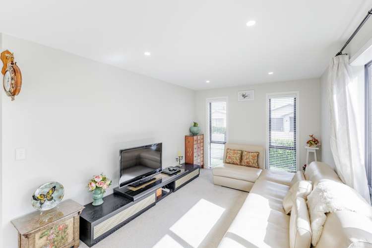 16 Probert Crescent Chartwell_7