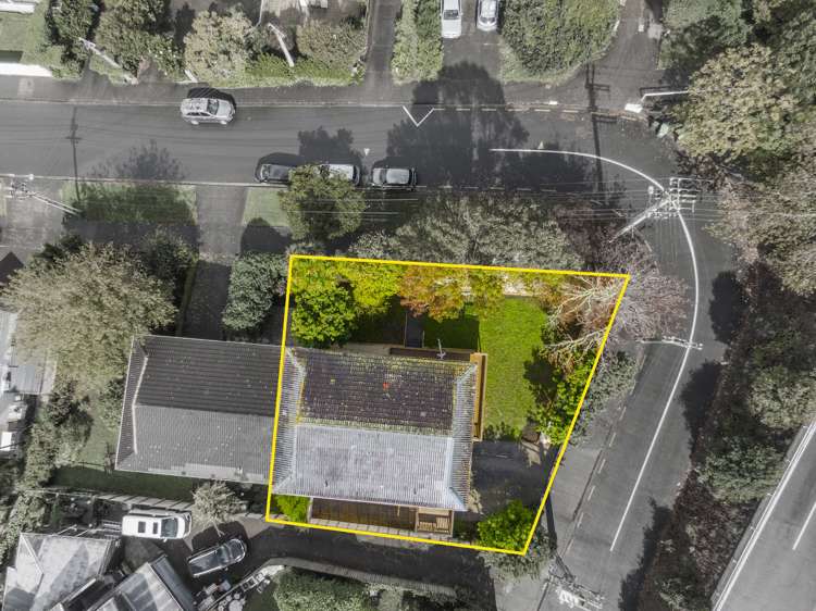 1/12 Shera Road Remuera_21