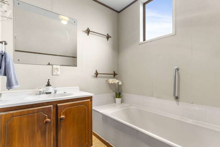 2/11 Regia Close Half Moon Bay_13