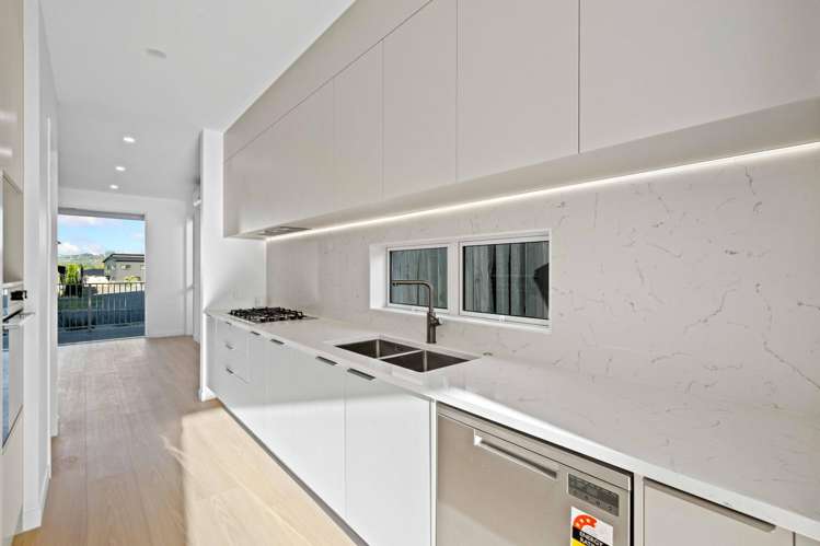 6 Yellow Pear Lane_3