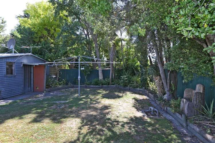10 Railway Road Whakatu_16