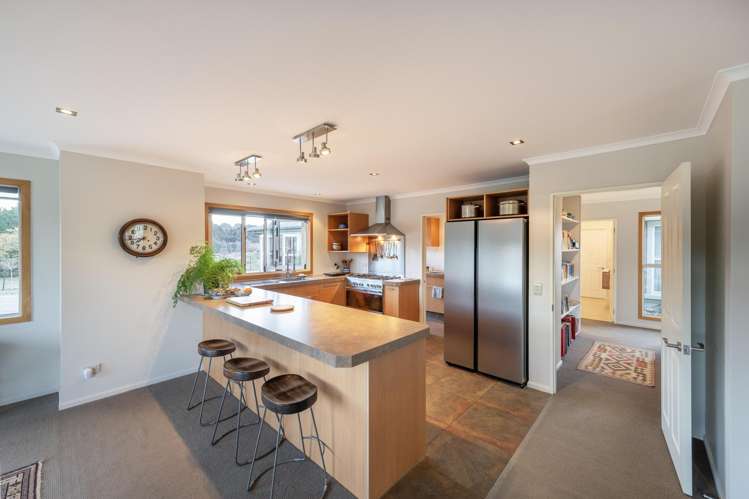 136 Te Awa Road Lake Hawea_9