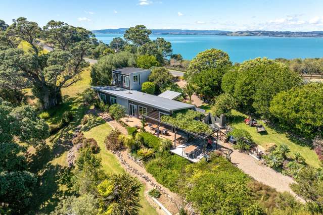 Experience a Waiheke Italian-inspired al fresco lifestyle