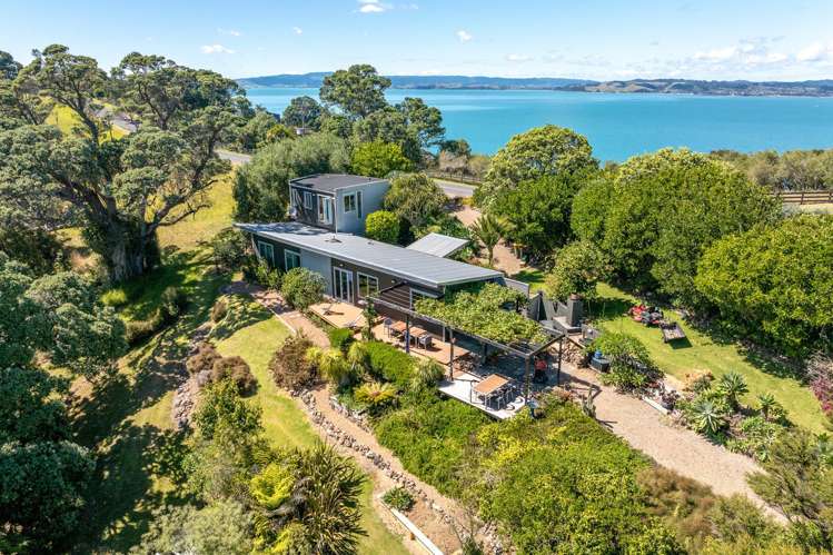 1 Rothschild Terrace Waiheke Island_0