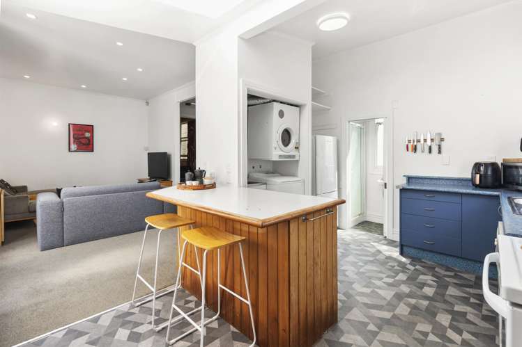 27 Nairn Street Mount Cook_10