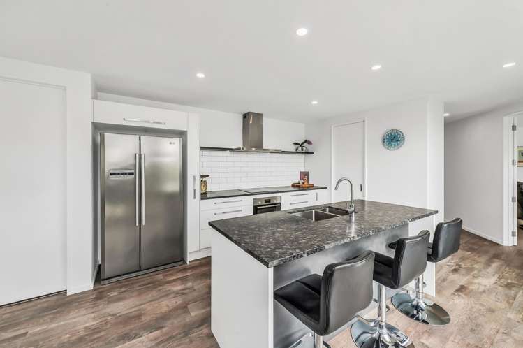 3 Maurice James Way_2