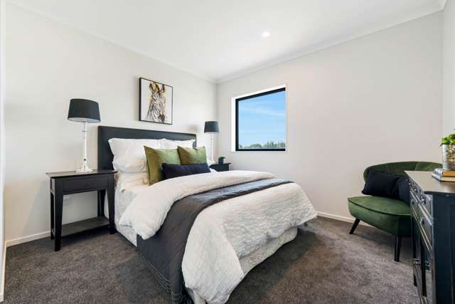27 Henry Maxwell Way Flat Bush_2