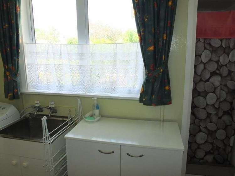 18 Roore Street Foxton Beach_12