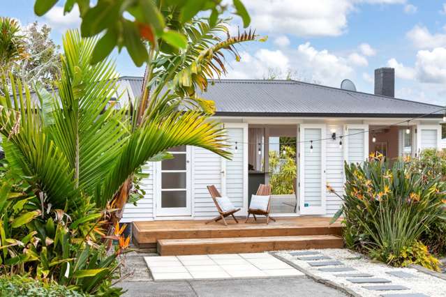 25 Trojan Crescent New Lynn_4