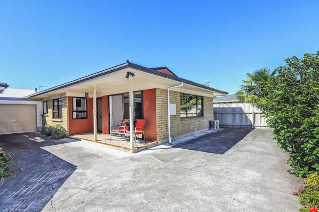 Cute Little Property - So Close To Taradale Centre