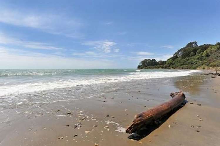 50 Lookout Road Parapara_6