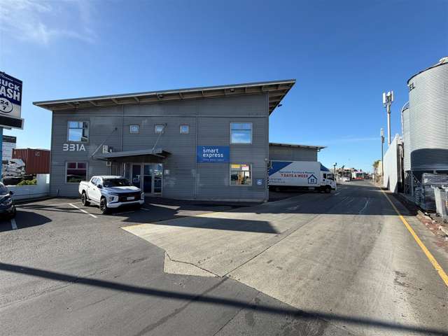 Savills | High Profile Warehouse with Yard