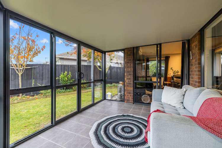 44C Kathleen Crescent Hornby_12