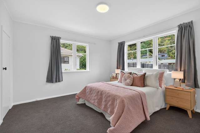 1 Hine Road Wainuiomata_4