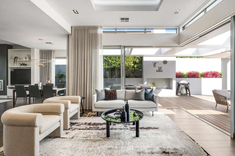 8 Oceania Place Mellons Bay_15