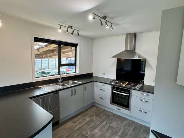 188 Sale Street Hokitika_3