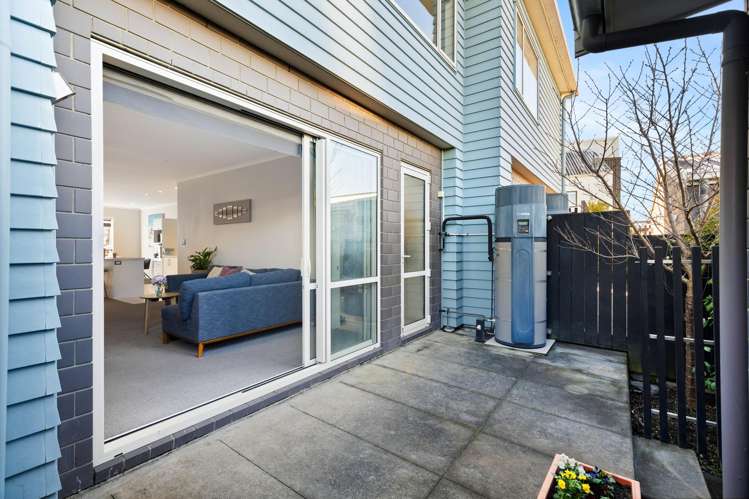 110 Squadron Drive Hobsonville_21
