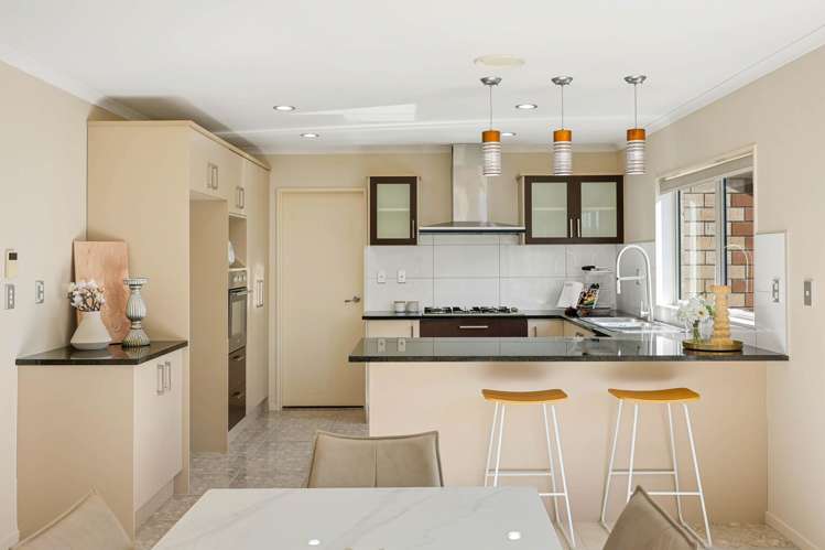 16 Coolaghy Drive Flat Bush_11