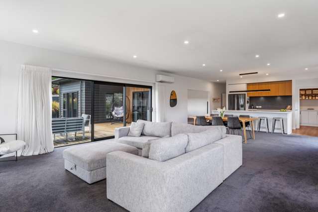 53 Heathfield Drive Mosgiel_2