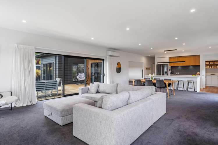 53 Heathfield Drive_1