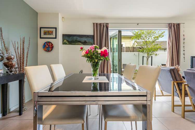 29a Geraldine Street Edgeware_5