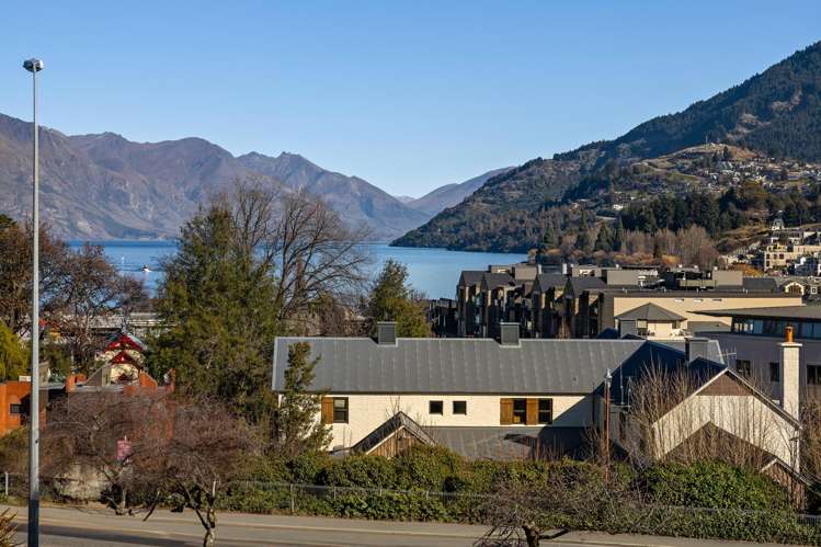 Unit 204 The Glebe, 1 Beetham Street Queenstown_3