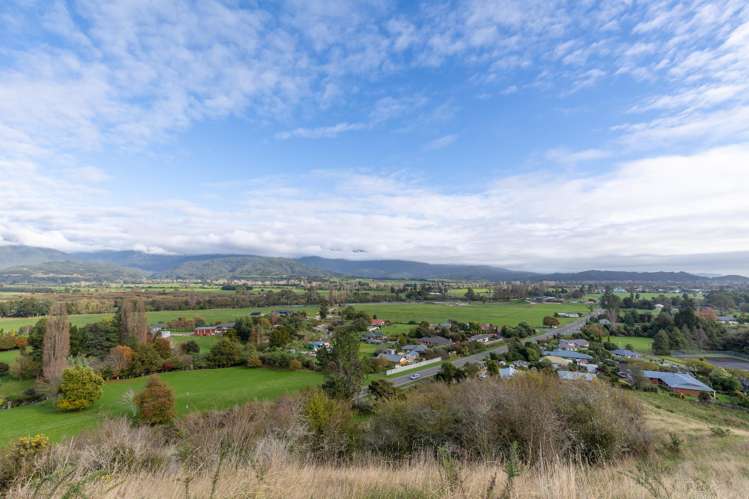1982 Takaka Valley Highway Takaka_16