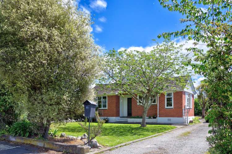 51 Masters Crescent Masterton_10