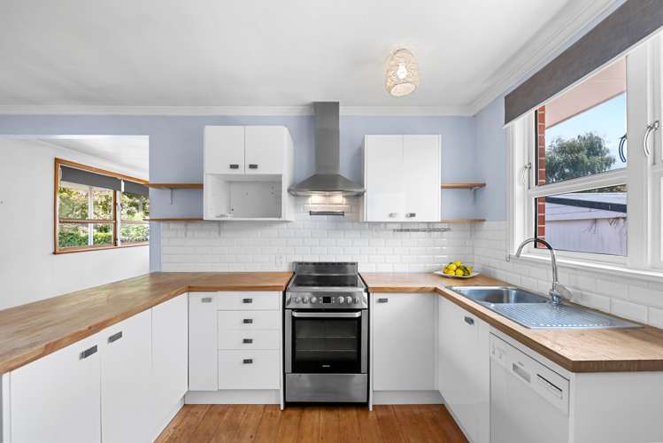 28 Henry Street Upper Hutt Central_7