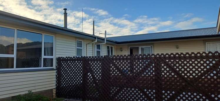 11 Byron Street Greymouth_22