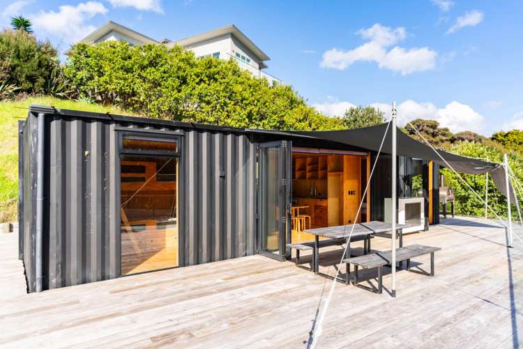 16 Taranga Road Langs Beach_16