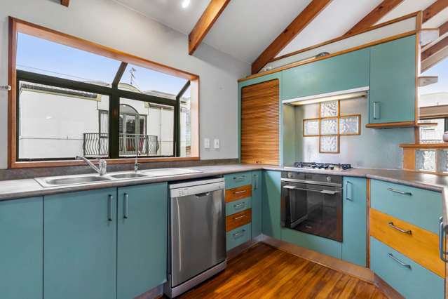 2/14 White Swan Road Mt Roskill_3