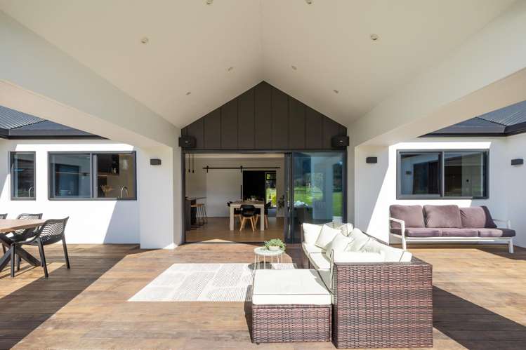 51 Pigeon Valley Road Wakefield_37