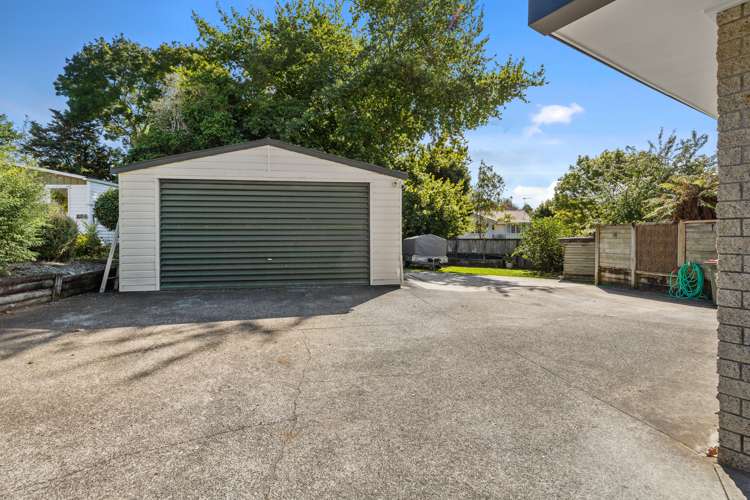 30a Houchens Road Glenview_17