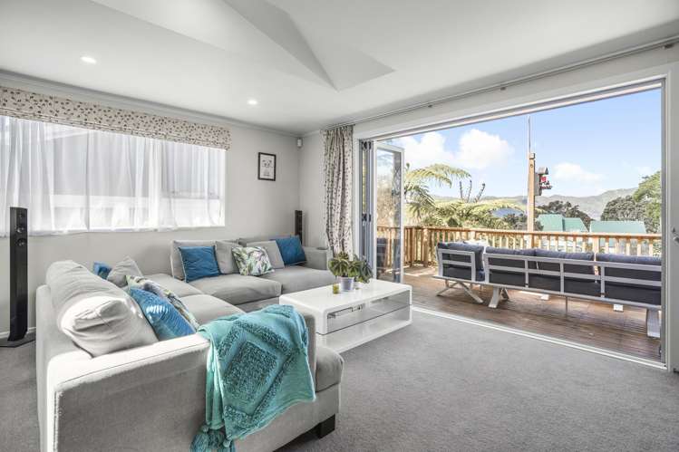7 Gainsborough Grove Belmont_2
