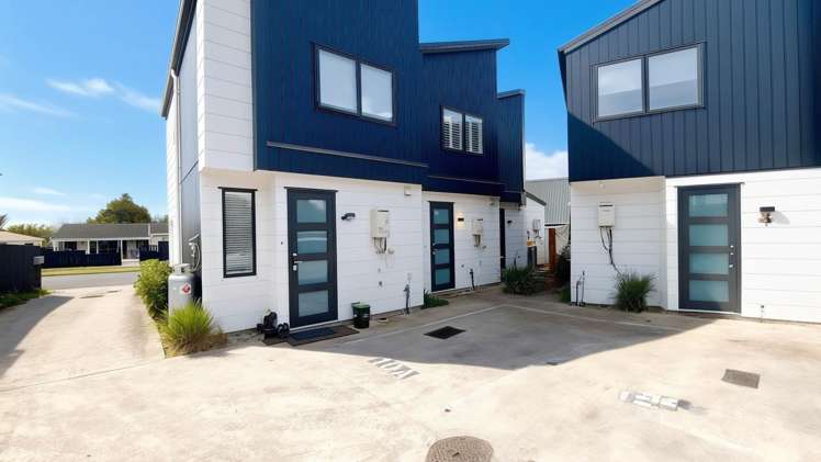 10B Sunward Rise Glenfield_16