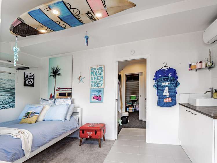 38 Waiwaka Terrace Strandon_22