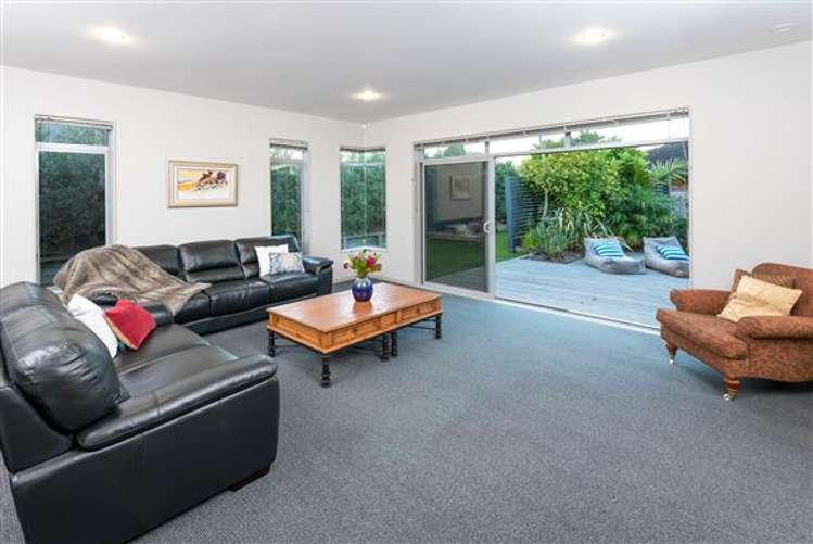 36 Constellation Avenue Beachlands_10