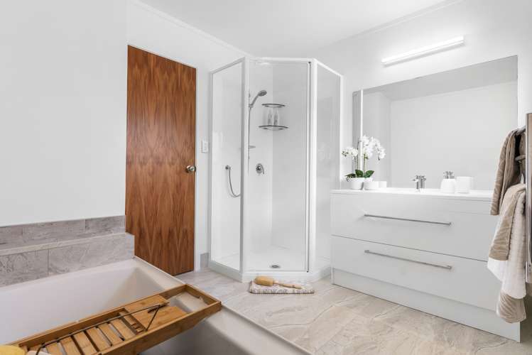 2/32 Campbell Road Onehunga_11