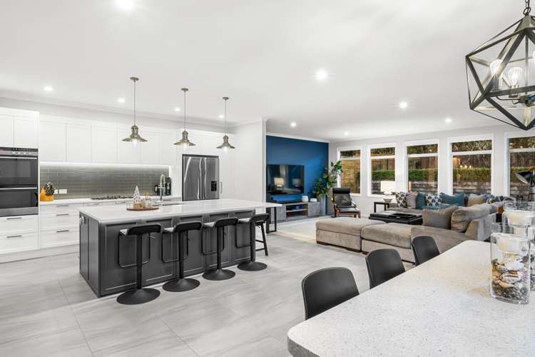 39 Headsail Drive Long Bay_5